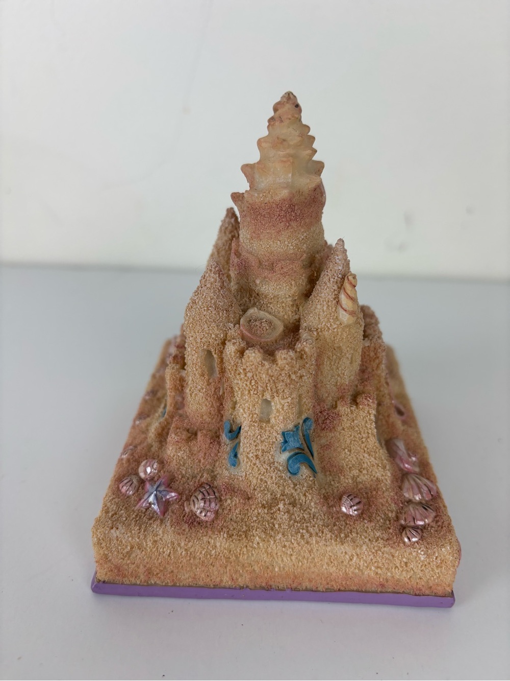 Jim Shore-Building Dreams-Sandcastle-Beach/Sand/Shells/Bucket - Picture 4 of 9